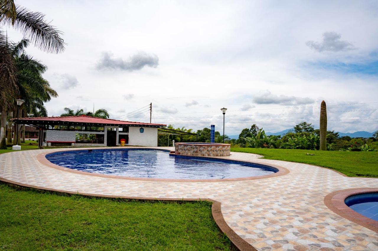 Rancho Chihuahua Hotel Filandia Exterior foto